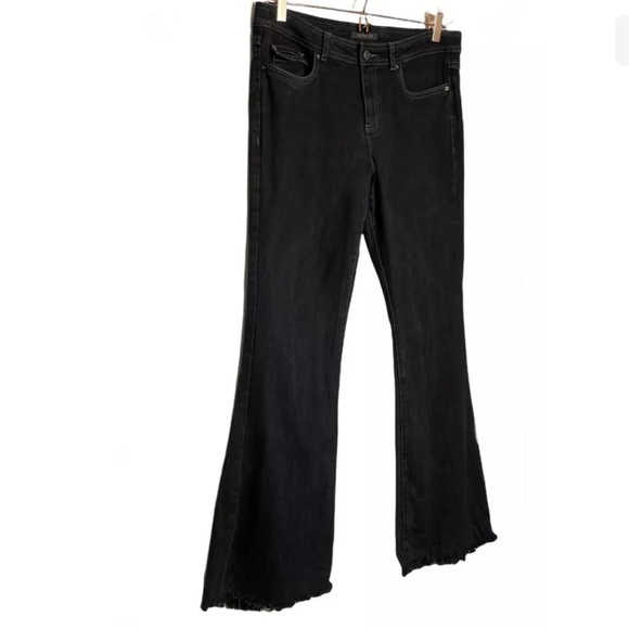 ✅SOLD-Rachel Zoe | Flare Leg Denim Jeans Raw Cut Hem Mid Rise Black Stretch - Picture 4 of 7